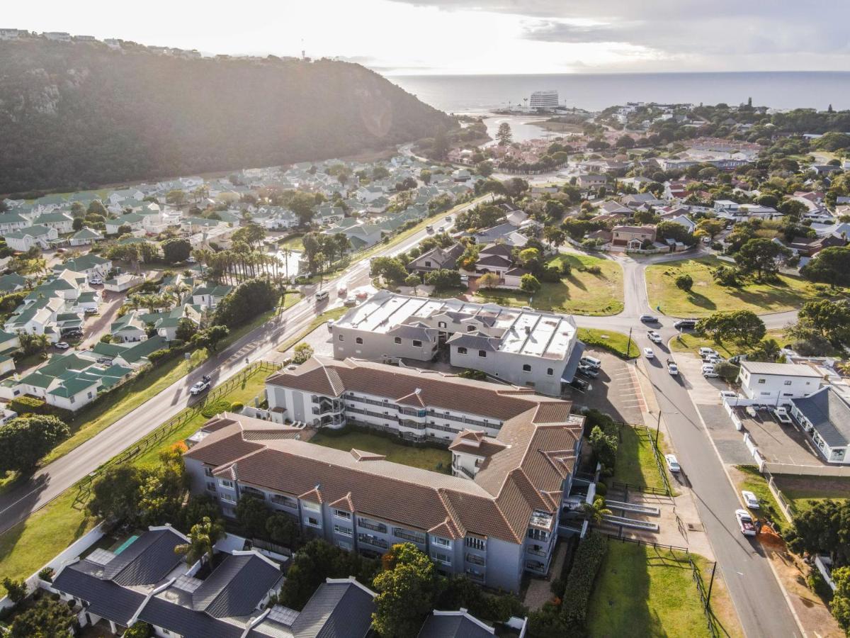 Two Greenpoint Mews With Back Up Power For Loadshedding Plettenberg Bay Kültér fotó