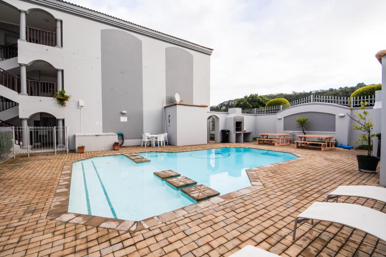 Two Greenpoint Mews With Back Up Power For Loadshedding Plettenberg Bay Kültér fotó
