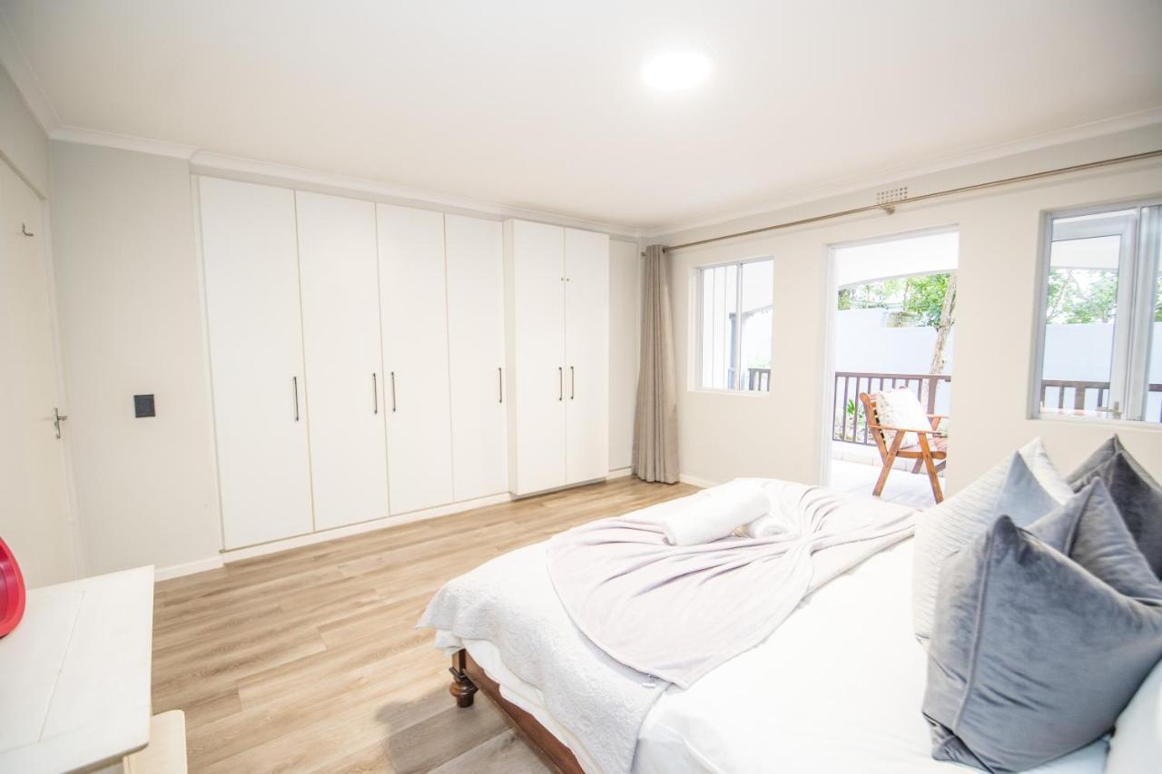 Two Greenpoint Mews With Back Up Power For Loadshedding Plettenberg Bay Kültér fotó